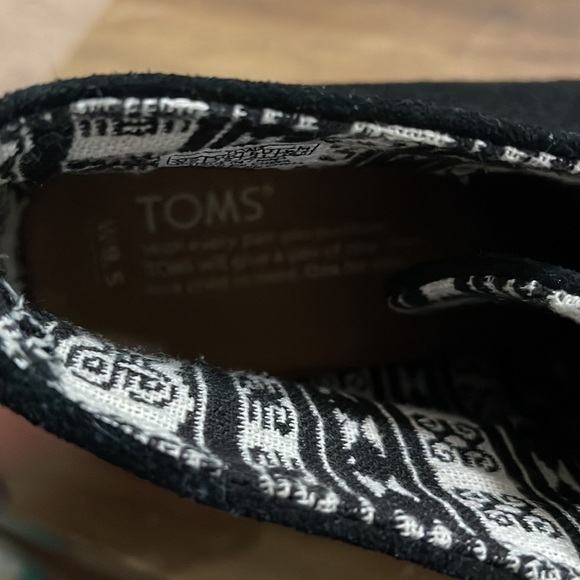 Women’s TOMS Wedges. Black. Size 9.5 - Picture 4 of 4